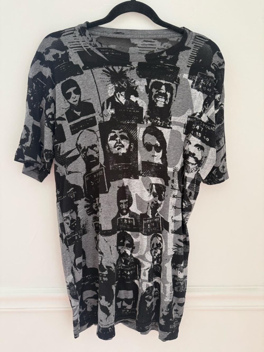 Vintage Y2K Indiesleeze Graphic Mugshot Faces Burnout Thin Cotton Tee